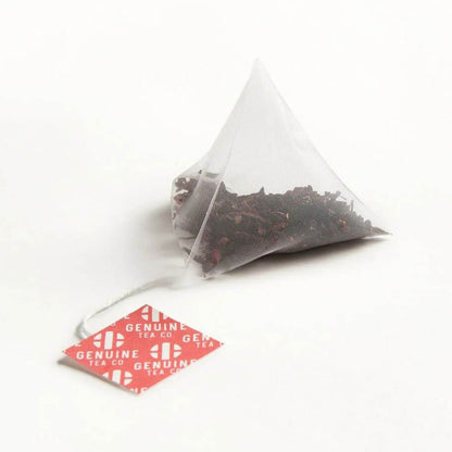 Tisane biologique à l’hibiscus et au sureau – 15 sachets de thé pyramidaux de Genuine Tea